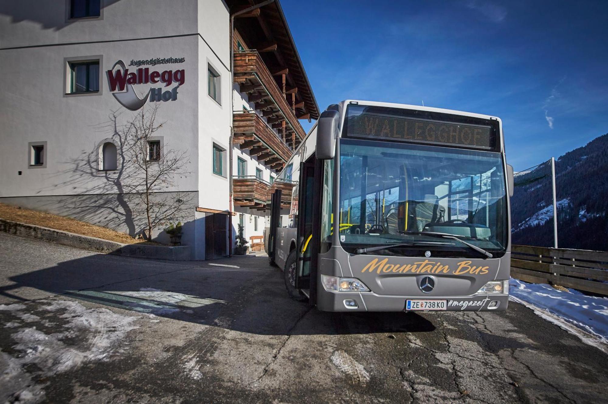 Ski In-Ski Out - Gaestehaeuser Saalbach-Hinterglemm - Wallegghof Christianhof Екстериор снимка
